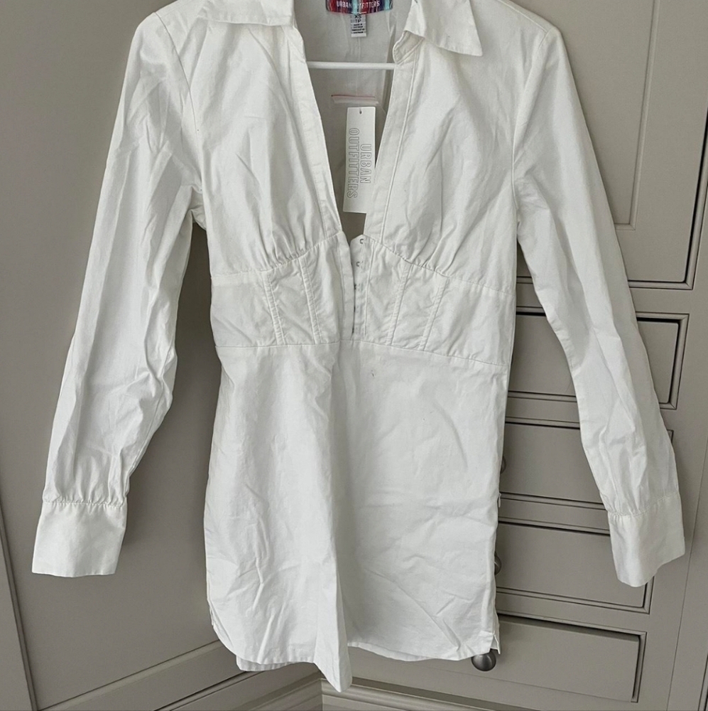 Urban Outfitters White Dress Size XS with tags